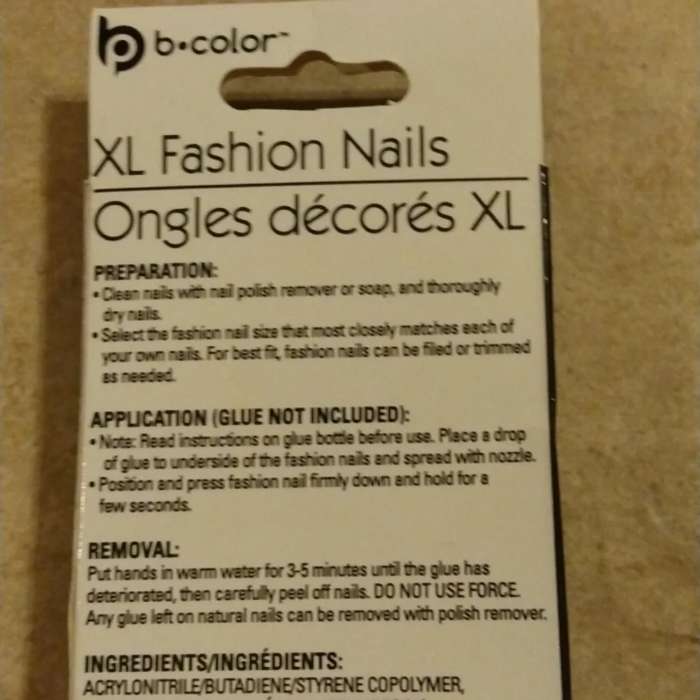 Faux nails - Picture 5 of 6